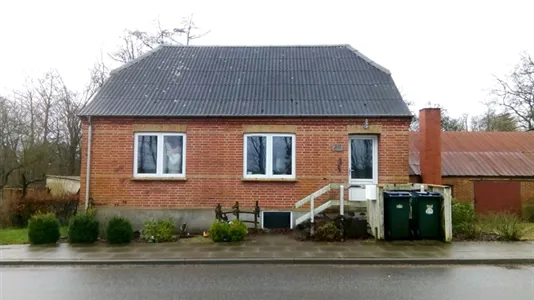 Huse i Ørnhøj - billede 1