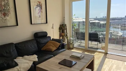 Dejlig 4-værelses lejlighed på 8-etage udlejes et halvt år på Frederiks Brygge, KBH