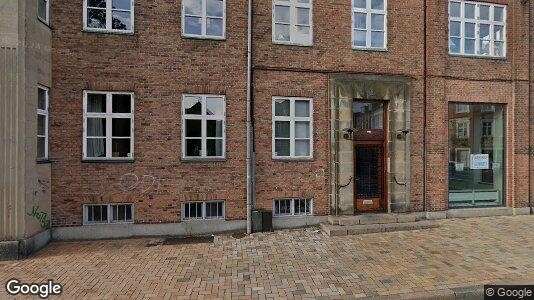 237 m2 lejlighed i Odense C til leje