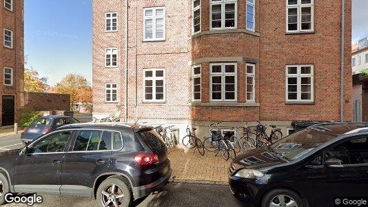 133 m2 lejlighed i Odense C til leje