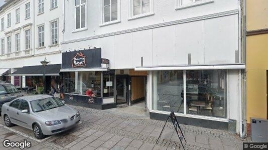 209 m2 lejlighed i Odense C til leje