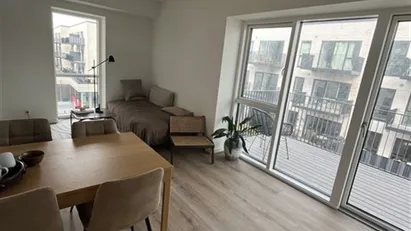 Stunning Modern Apartment with Balcony & Green Views – Available Dec 1!